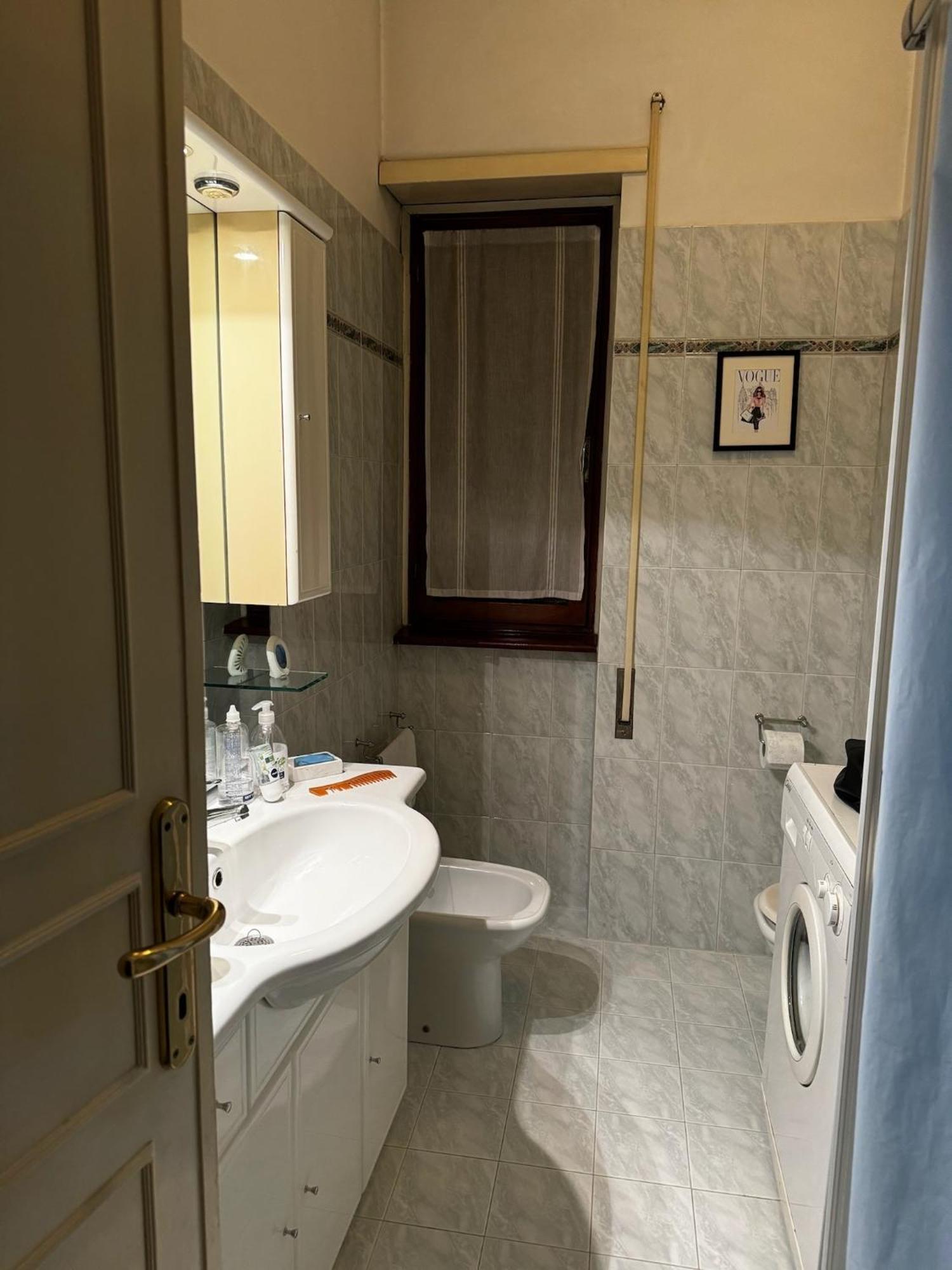 Appartamento In Poggio Ameno Roma